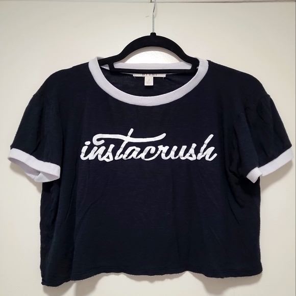 Instacrush size small crop top - Picture 1 of 1